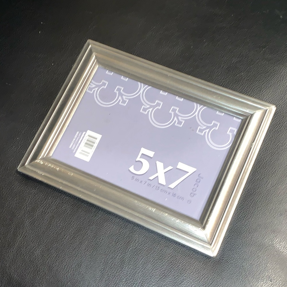 Silver 5x7 Photo Frame